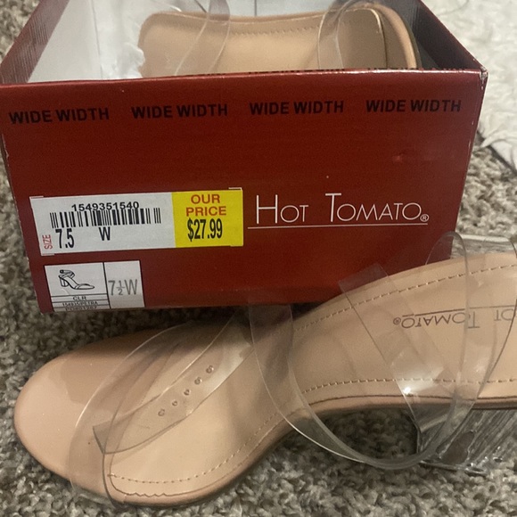 Never worn heels ! - Picture 3 of 3